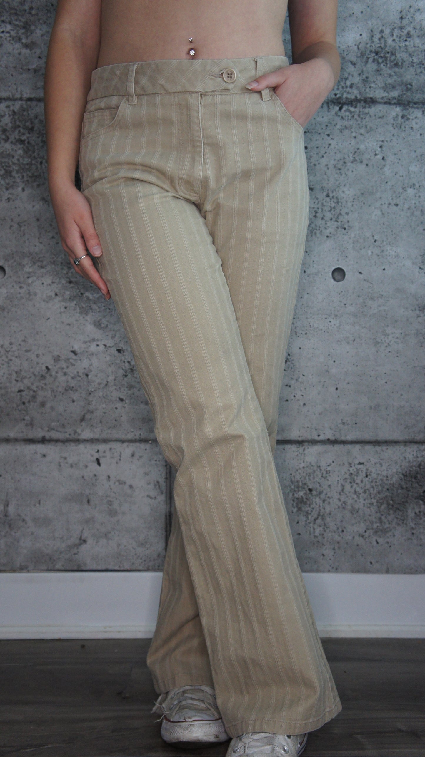 Pantalon beige rayé